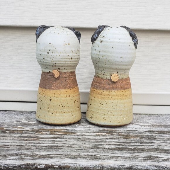 Vintage Mr and Mrs Pottery Salt and Pepper Shakers. Signed CK - Picture 4 of 6